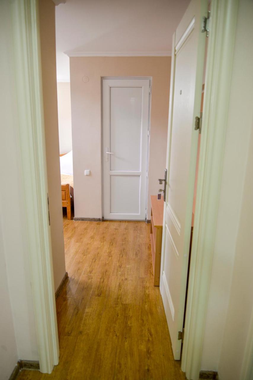 Hotel Victoria Borjomi Eksteriør bilde
