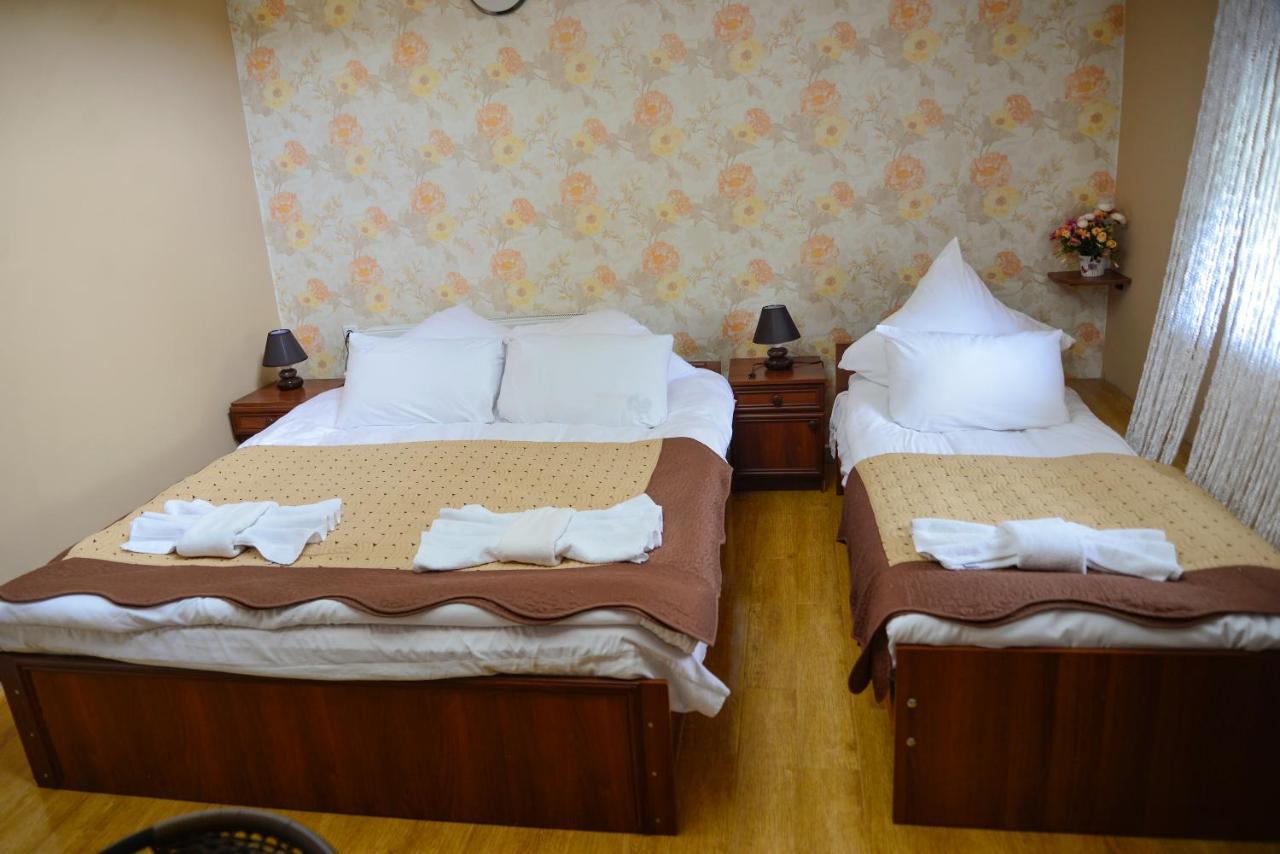 Hotel Victoria Borjomi Eksteriør bilde