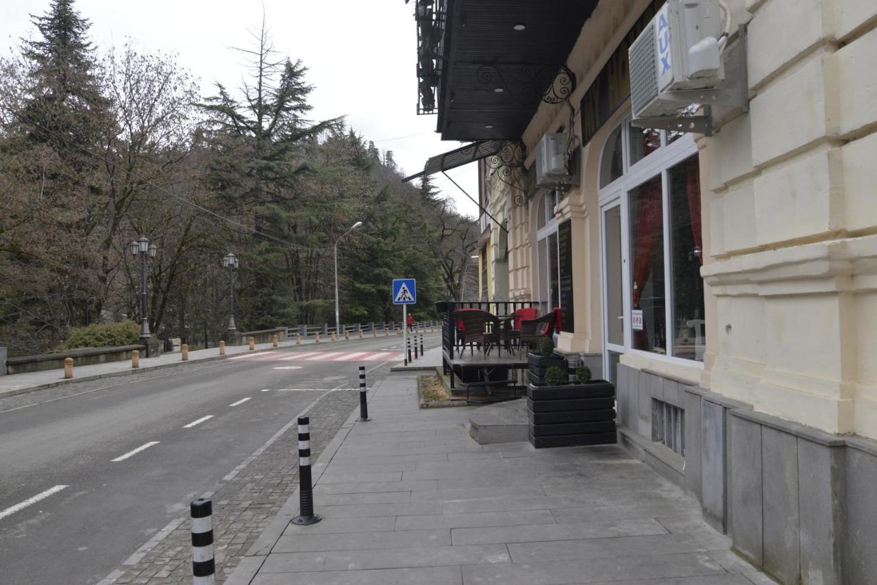 Hotel Victoria Borjomi Eksteriør bilde